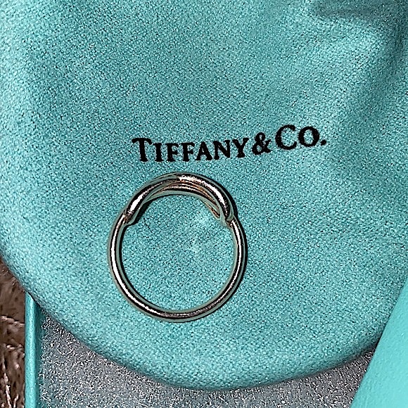 Tiffany & Co Ring - Picture 4 of 8